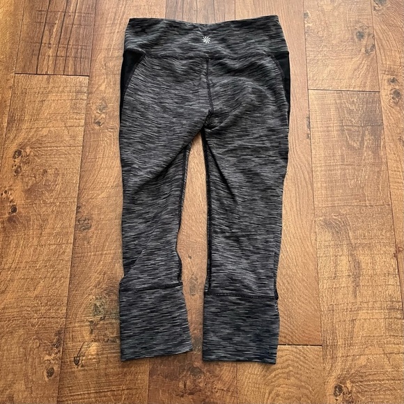 Athleta Womens cropped leggings Sz small lattice design black/gray heathered - Picture 6 of 7